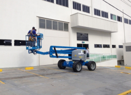 Plataforma com Lança Articulada Genie Z45/25 RT