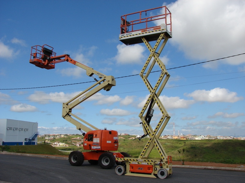 A Cunzolo realiza manutenções em equipamentos de terceiros, no formato de manutenções corretivas e também inspeções preventivas, inclusive com a venda de peças originais dos maiores fabricantes das plataformas elevatórias (PTA).