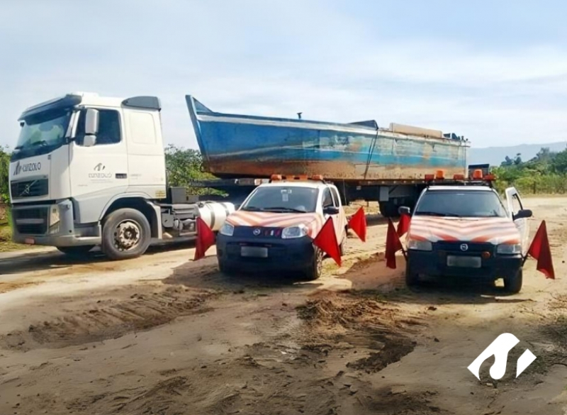 Foi realizado pela equipe da Cunzolo uma operação de transporte e içamento de vigas em Araçoiaba da Serra-SP. 