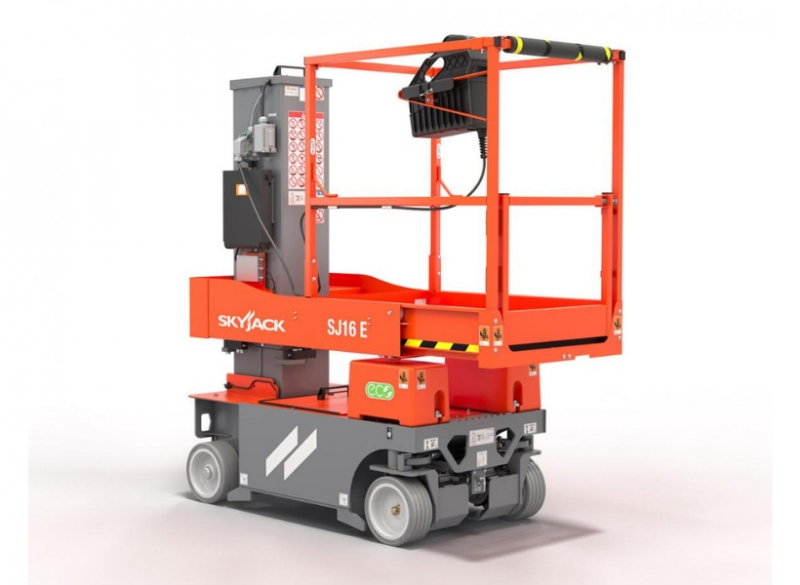 A Plataforma Tipo Mastro Vertical -  Skyjack SJ16E é indicada para trabalhos em altura até 6,5 metros, possui capacidade de peso de até 227kg e peso total de 931kg.