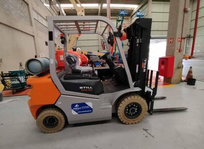A Empilhadeira 2,5 Ton GLP - Still RC44-25C G115 4775