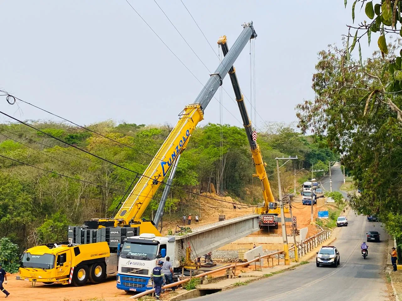Guindastes de 400 e 450 toneladas